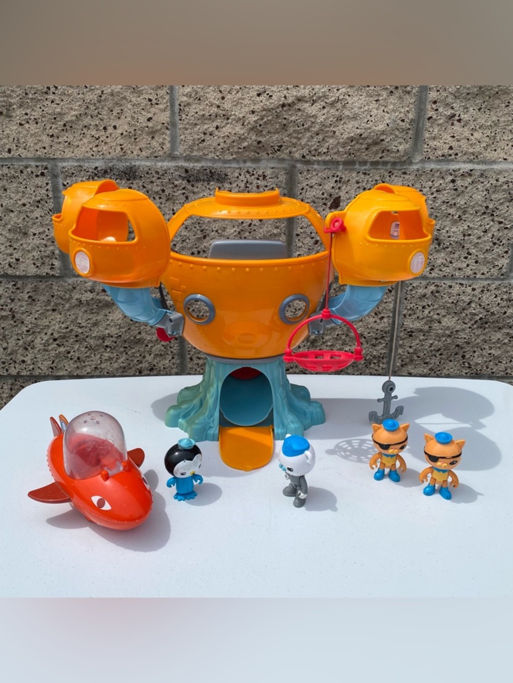 Octonauts Octopod Playset w/ Gup-B Vehicle, Barnicles, (2)Kwazii, Peso Figures